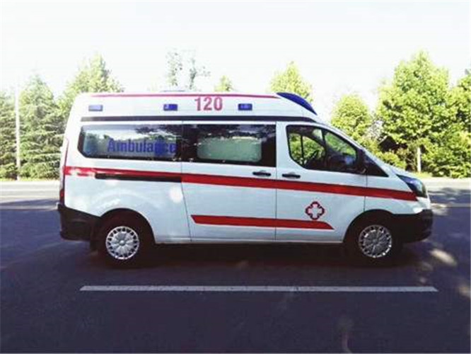 东兴救护车出租服务案例6