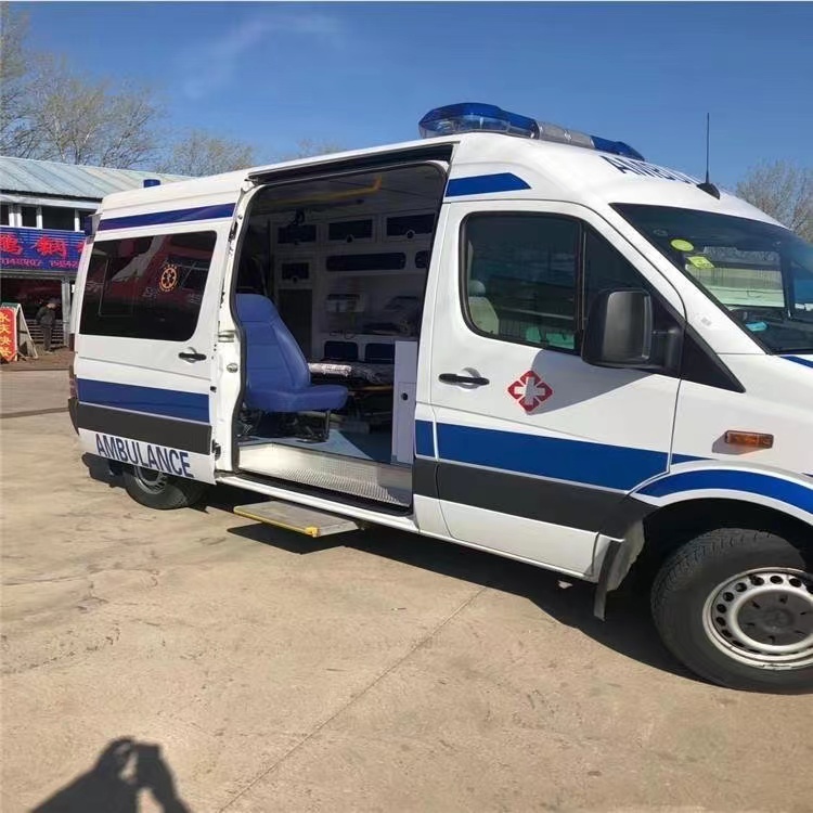 东兴私人长途救护车出租转院回家