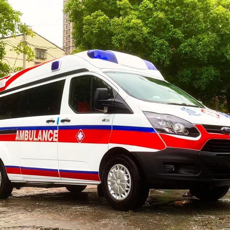 东兴重症监护救护车出租护送返乡