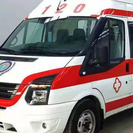 东兴非急救护送病人转院租赁救护车的优缺点对比